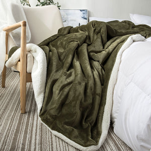 Waterproof Lamb Wool Blanket Double-Thick Coral Fleece Throw for Office, Naps & Air Conditioning | Cozy & Soft Quilt Cover for All-Season Comfort